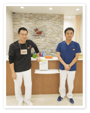 術後発声禁止、外来の助っ人に後輩が来てくれました。現在は、やお城田クリニックを開業されました